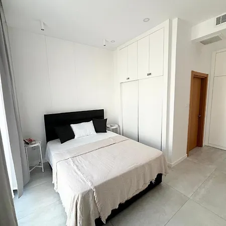 Stylish Near The Sea With Direct Pool Access And Facilities Agios Nikolaos (Famagusta)