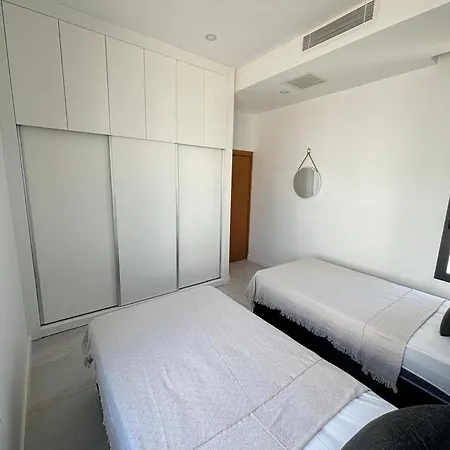 Apartment Relaxed Coastal With Poolside Access Great Amenities Agios Nikolaos (Famagusta)