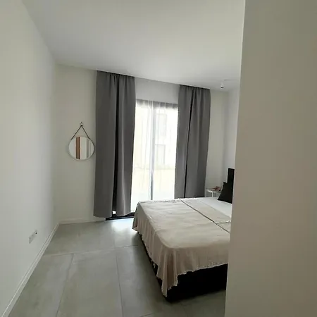 Relaxed Coastal With Poolside Access Great Amenities Apartment Agios Nikolaos (Famagusta)